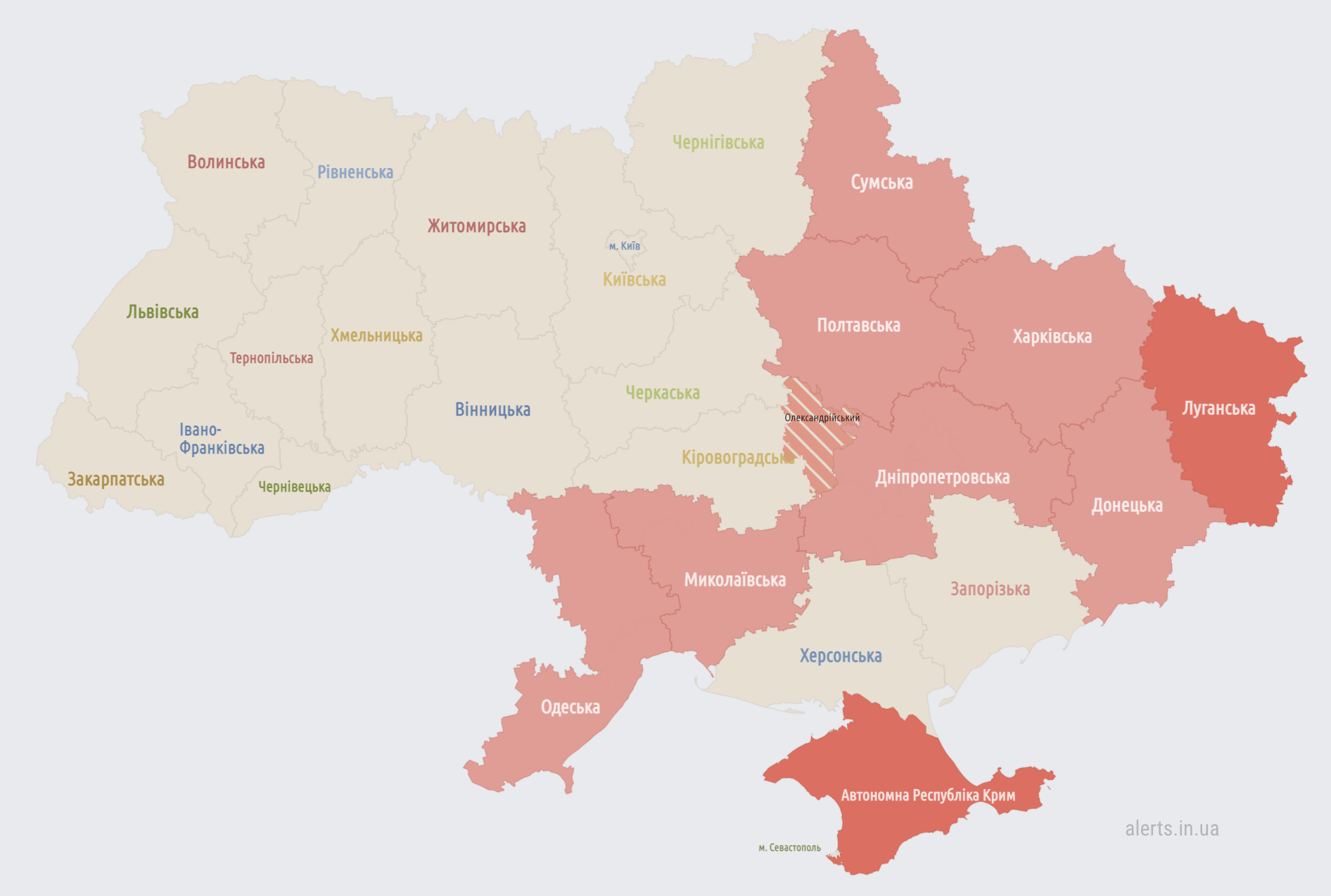 В Дніпропетровській області повідомили роботу ППО, а в Сумах - вибухи